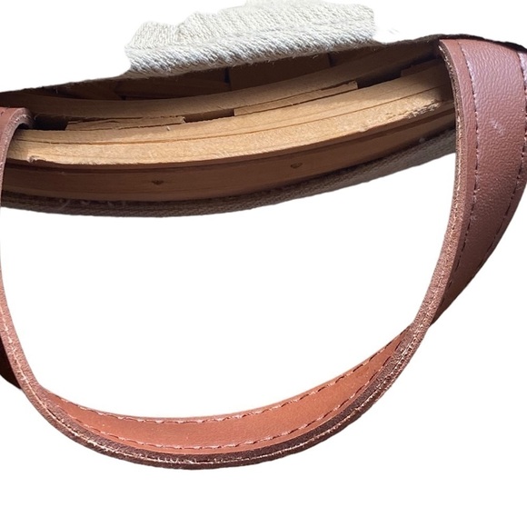 Taskets Renaissance 10" Fabric Lined Handled Pie Basket - Picture 7 of 10